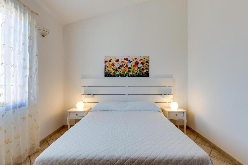 La Casa Delle Zie - Cabras Villa Eksteriør billede