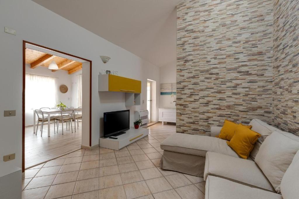 La Casa Delle Zie - Cabras Villa Eksteriør billede