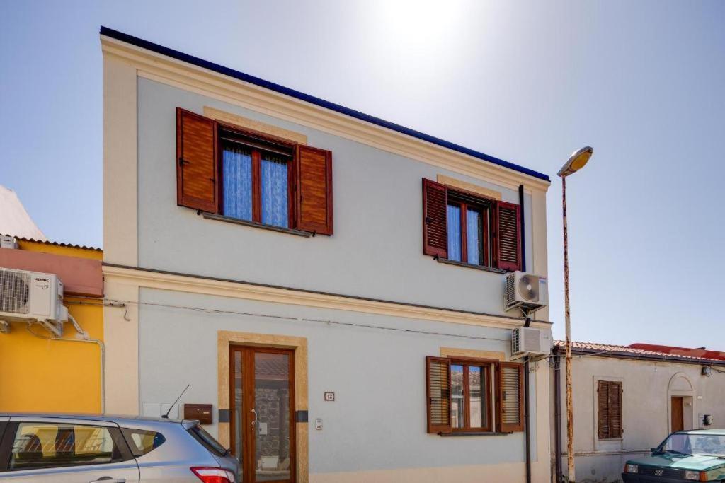 La Casa Delle Zie - Cabras Villa Eksteriør billede